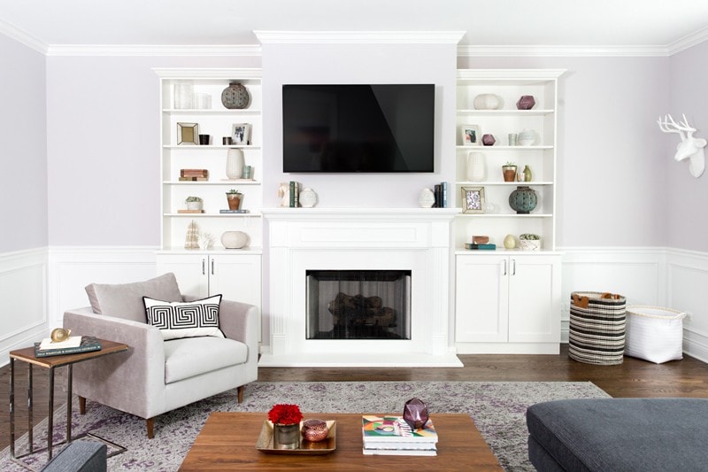 modern-living-room-gray-centered-by-design