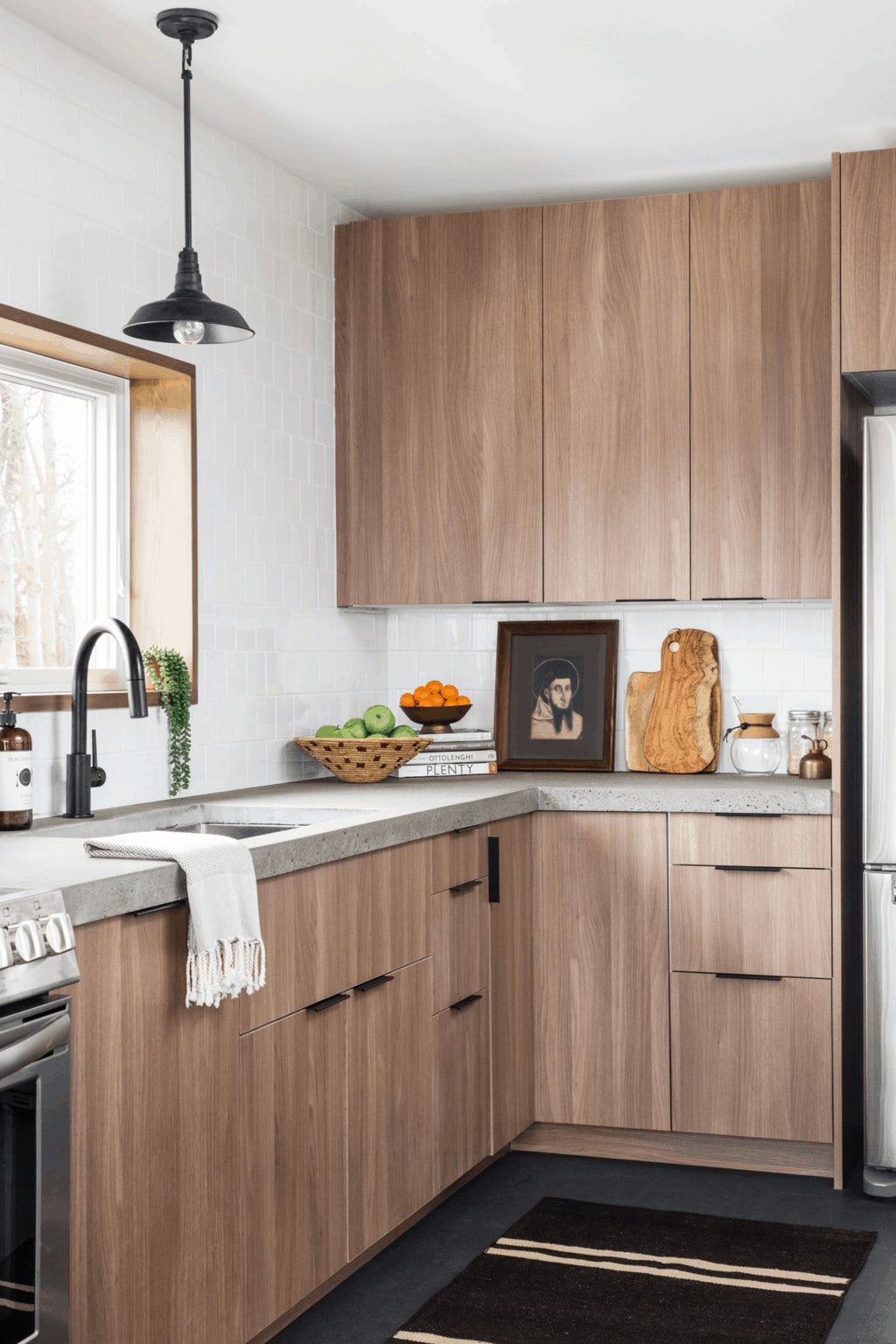 How To Pick Kitchen Hardware – The Ultimate Guide - Erin Zubot Design