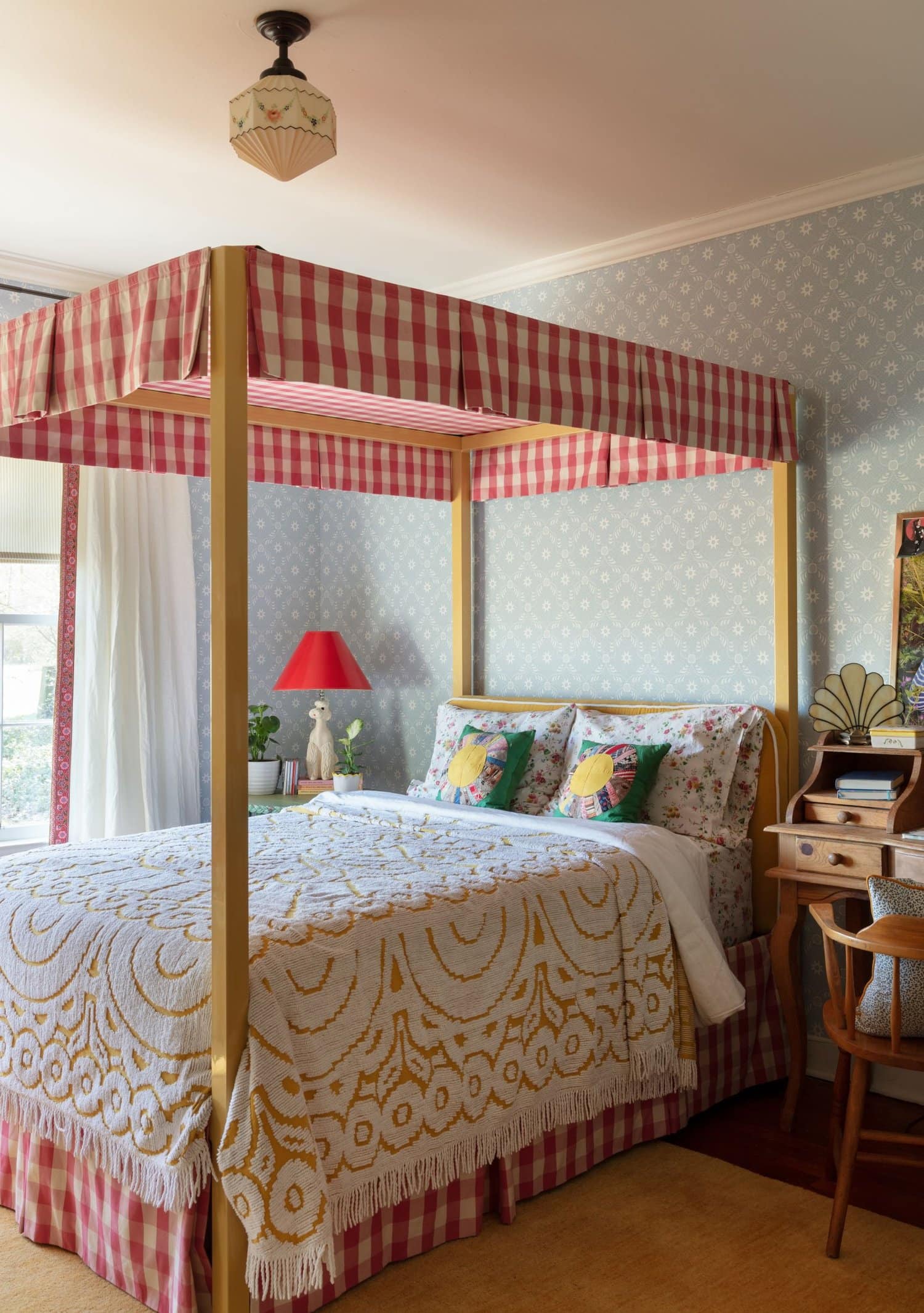 plaid canopy bed