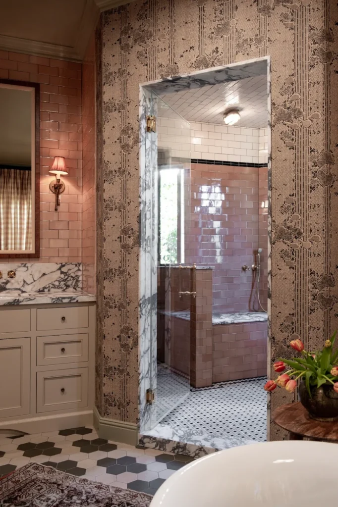 mixing patterns in bathroom
